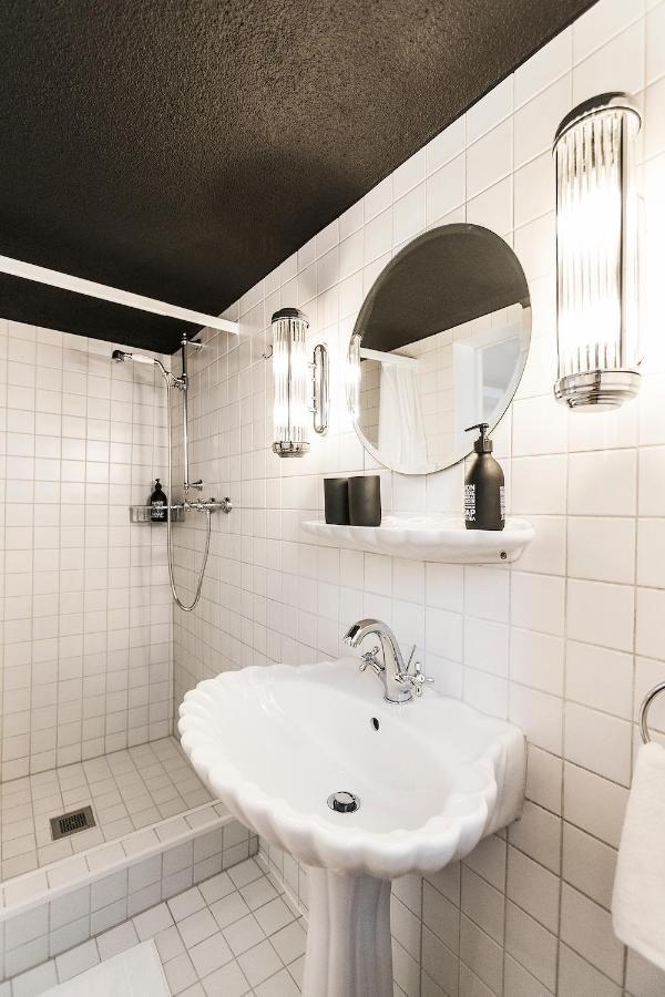 Montmartre Hotel ซูริก ภายนอก รูปภาพ